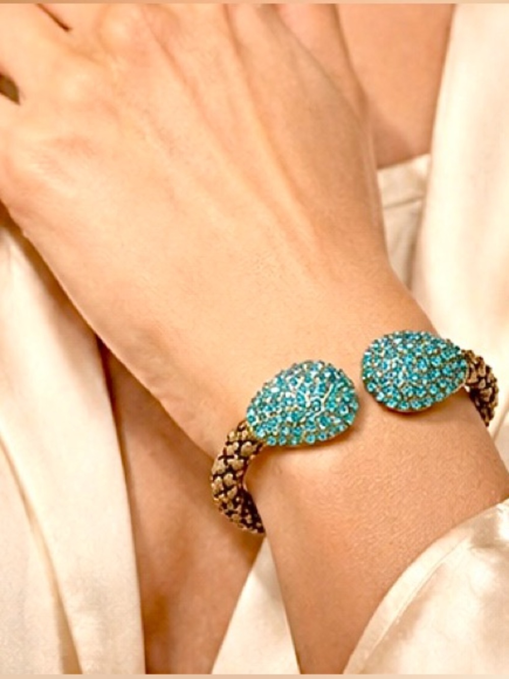 🩵Turquoise Crystal Cuff | Gold Plate Woven Band Bracelet 🩵